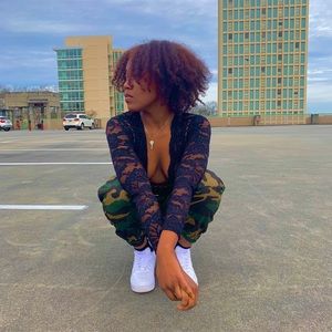 Meet your Posher, Latonia